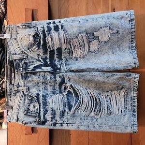 Brooklyn Express: Distressed Denim Shorts, Acid-washed, 32-waist